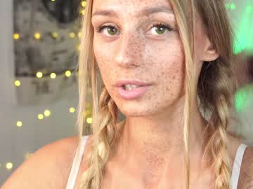 girl artease capture image #5355459