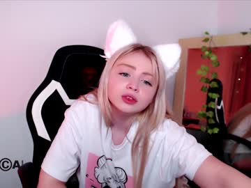 girl shy_blondiee capture image #3696936