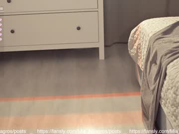 girl mia_milagros capture image #2552636