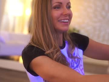 girl eva_fashionista capture image #6841305