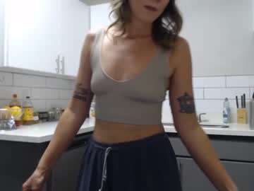girl embodiedrealization capture image #1670709