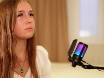 girl elvinagallamore capture image #6977200