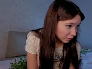 girl bzzzme capture image #5861128