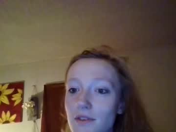 girl zoeyshower capture image #1892417