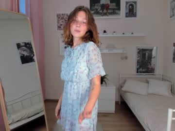 girl lottie_shine capture image #2656908