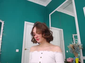 girl adelewilson__ capture image #1233407