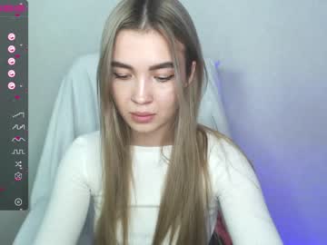 girl yourvirusqueen_ capture image #2208936