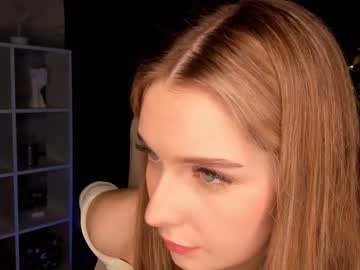girl darelleeverist capture image #6245490