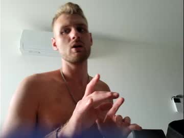 man nippllecken capture image #5591608