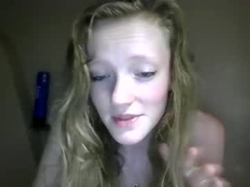 girl zoeyshower capture image #1895701