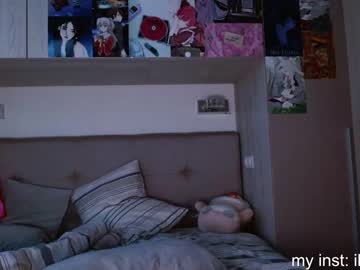 girl elizabethbritanny capture image #1940085