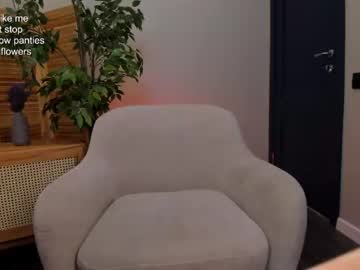 girl milablush capture image #3571976