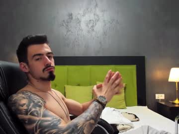 man billymontez capture image #4060858