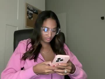 Cam for therealgiana