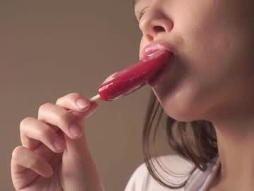 girl helenmoors capture image #3983337