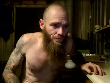 man got_offgrid capture image #5634427