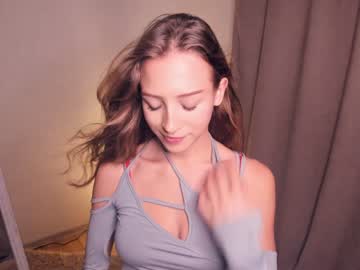 girl wave_of_happy_ capture image #5692277