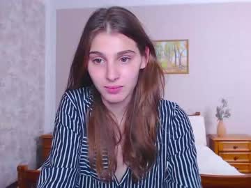 girl little_kitt1y_ capture image #5579474