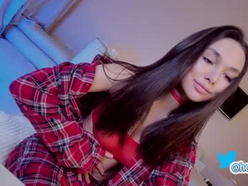girl hollyextra capture image #3095323