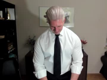 man redrabbitstories capture image #1589278