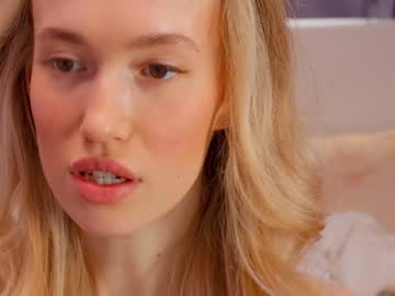 girl lolly_bella_ capture image #1505828