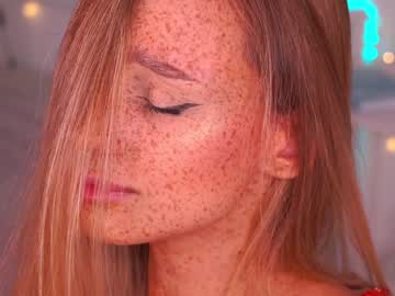 girl artease capture image #3317241