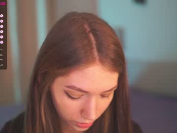 girl angels_kiss capture image #3758799