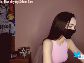 girl hollyextra capture image #2074097