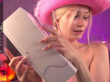 girl white_godness capture image #4815634