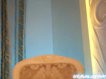 girl angels_kiss capture image #232423