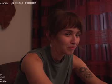 girl hernamewasdira capture image #5032475