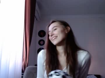 girl valents_cherry capture image #1724028