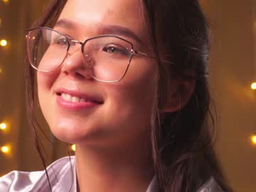 girl helenmoors capture image #4499627