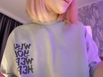 girl tiya_tinn capture image #6138109