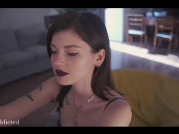 girl auddicted capture image #2237251