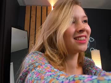 girl milablush capture image #4423658