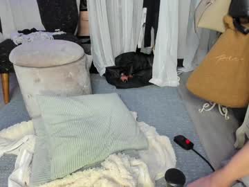 girl victoria_irl capture image #5021633