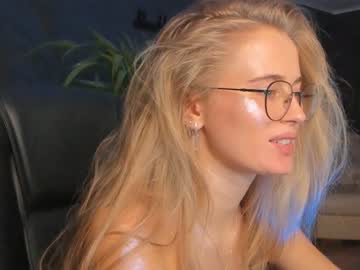 girl linellali capture image #2829359