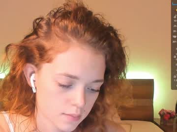 girl olivia_garden capture image #2576040