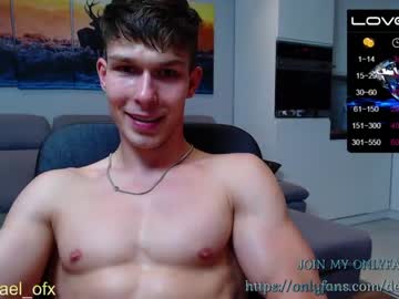 man destroy_boy capture image #4725879