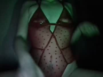 girl daddylookatmylonglegs capture image #4244542