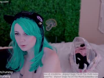 girl runesy capture image #4221457