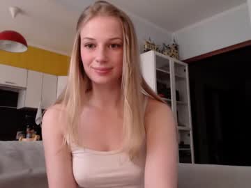 girl magic_couple13 capture image #4116497