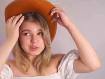 girl aryanalarsen capture image #5032109