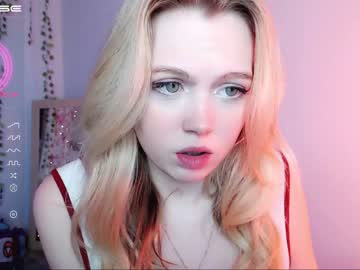 girl small_blondee capture image #3992003