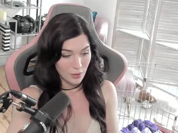 girl evelynclaire capture image #4076271