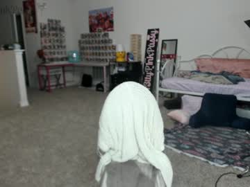 girl pr3ttyp1nkpussy capture image #1023681