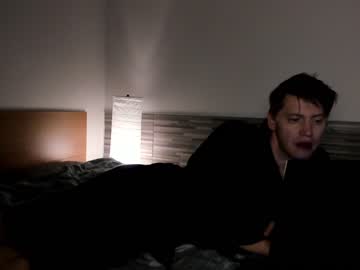 man benningtons capture image #6744145