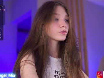 girl angels_kiss capture image #5470725