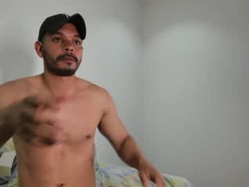 man hot_guys_have_fun capture image #1416167